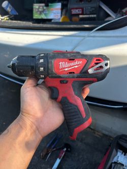 Milwaukee m12 drill