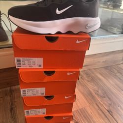 Nuevos Nike Sizes 6 7 7.5 8.5