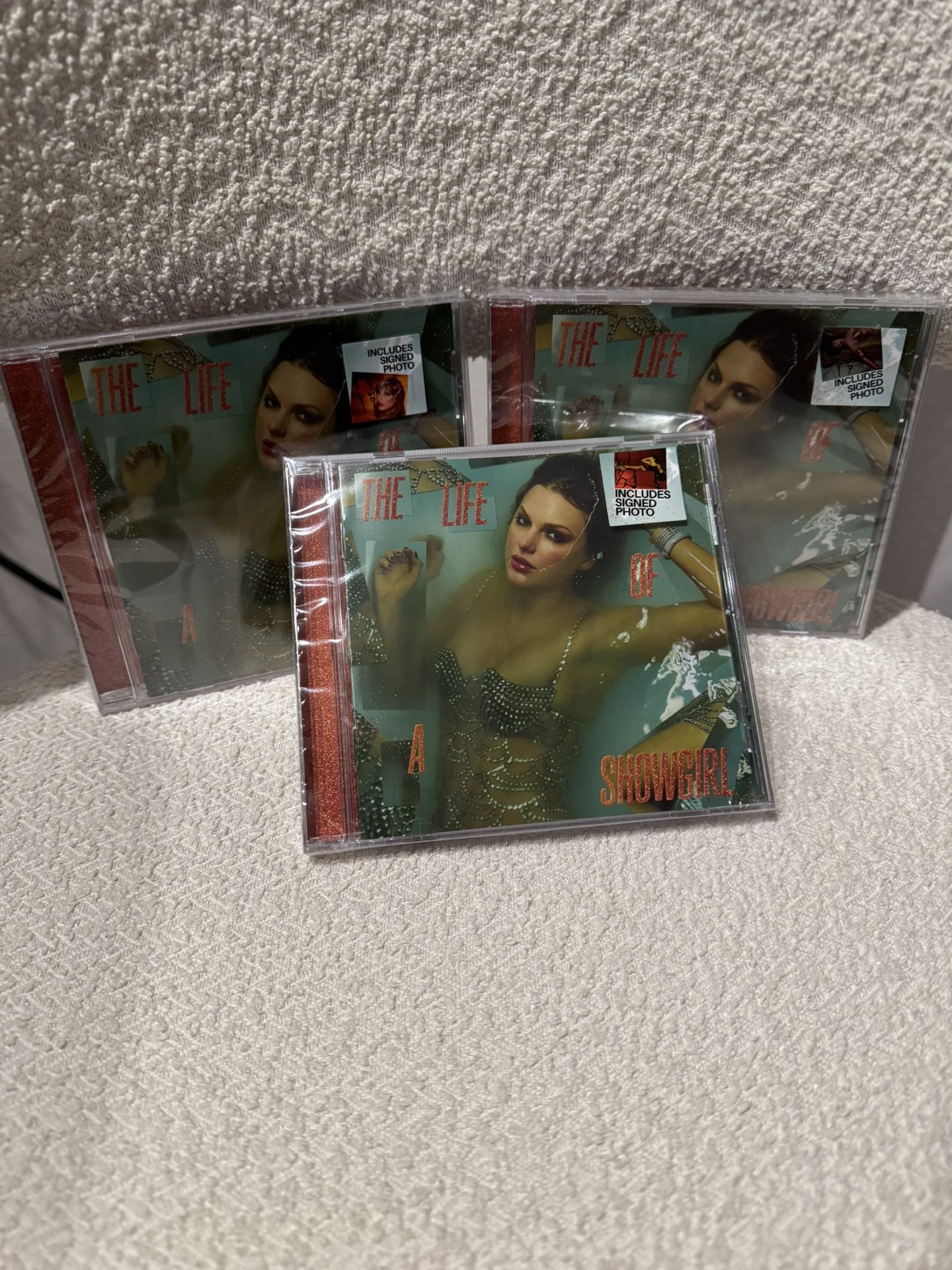Taylor Swift The Life Of A Showgirl CD + Hand Signed Photos