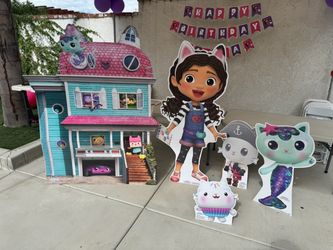 Gabby’s dollhouse cutouts