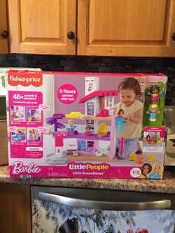 Fisher Price Little People Barbie Little Dream House