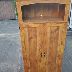 Oak Wooden Cabinet With Pull Out Shelf