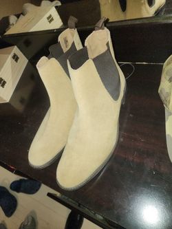 Size 9 Chelsea Boot New