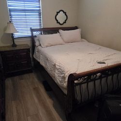Queen BEDROOM SET