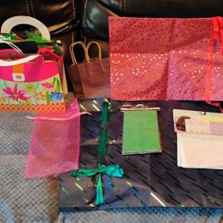 Assorted Gift Bags (sm - XL)