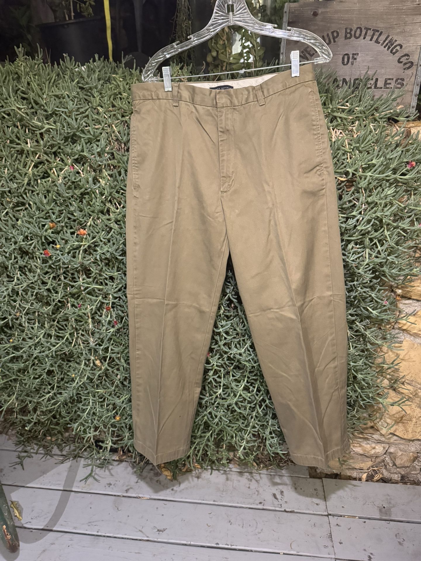 Banana Republic flat-front chino Khaki Pants