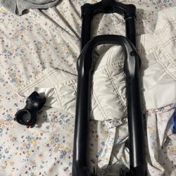 RockShox Yari 180mm Travel Raceface Stem Wtb Hub
