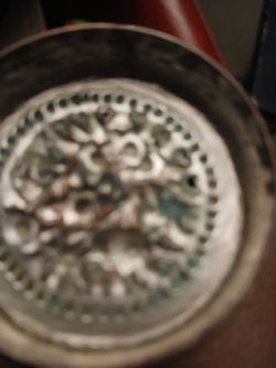 Pill container