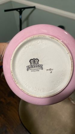 Gibsons Staffordshire England Pink Ceramic Piece