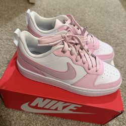 Pink Nikes Low