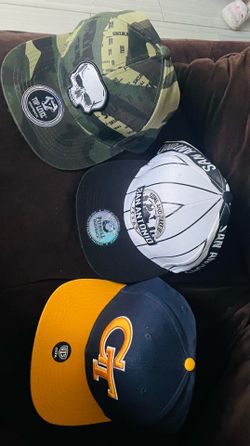 Snap backs