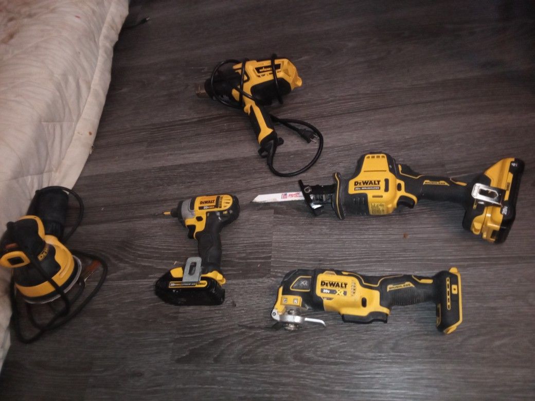  Get 1 Free Buy 4  Piece DeWalt Power Tools 20 Volt Brushless