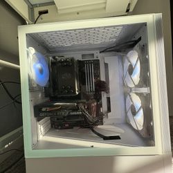 Gaming Pc (Monitor And Speakers Included)