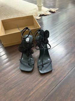 Steve Madden Elegant Black Heels (size 7 women’s)