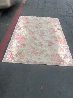 Floral Area Rug Pink Roses Scalloped Border