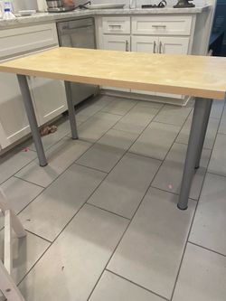 IKEA desk/table