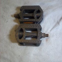 Yonghua-68X Bicycle Pedals 1/2"