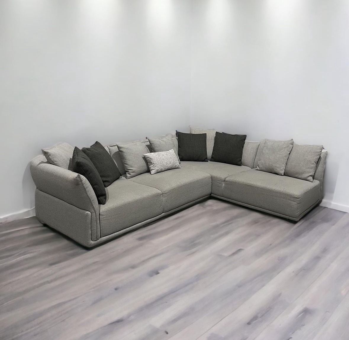 Carlo Perazzi Sectional with Ottoman 
