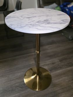 24-Inch Round Cocktail Bar Table with Metal Base, Bistro Pub High Table, Bar Height Table for Kitchen, Dining Room, Living Room, Easy