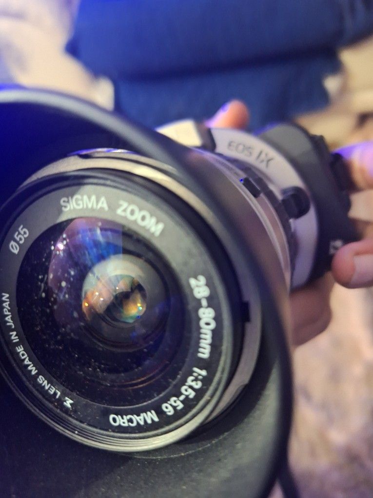 Canon EOS Ix With Sigma Zoom Attach On