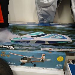 Pro Boat Sonic Wave 2 Brushless 6s Boat Brand New Special Deal Right Now $350 Plus Tax March Madness Special Deal