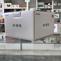 Fujifilm X-E5 (Silver)