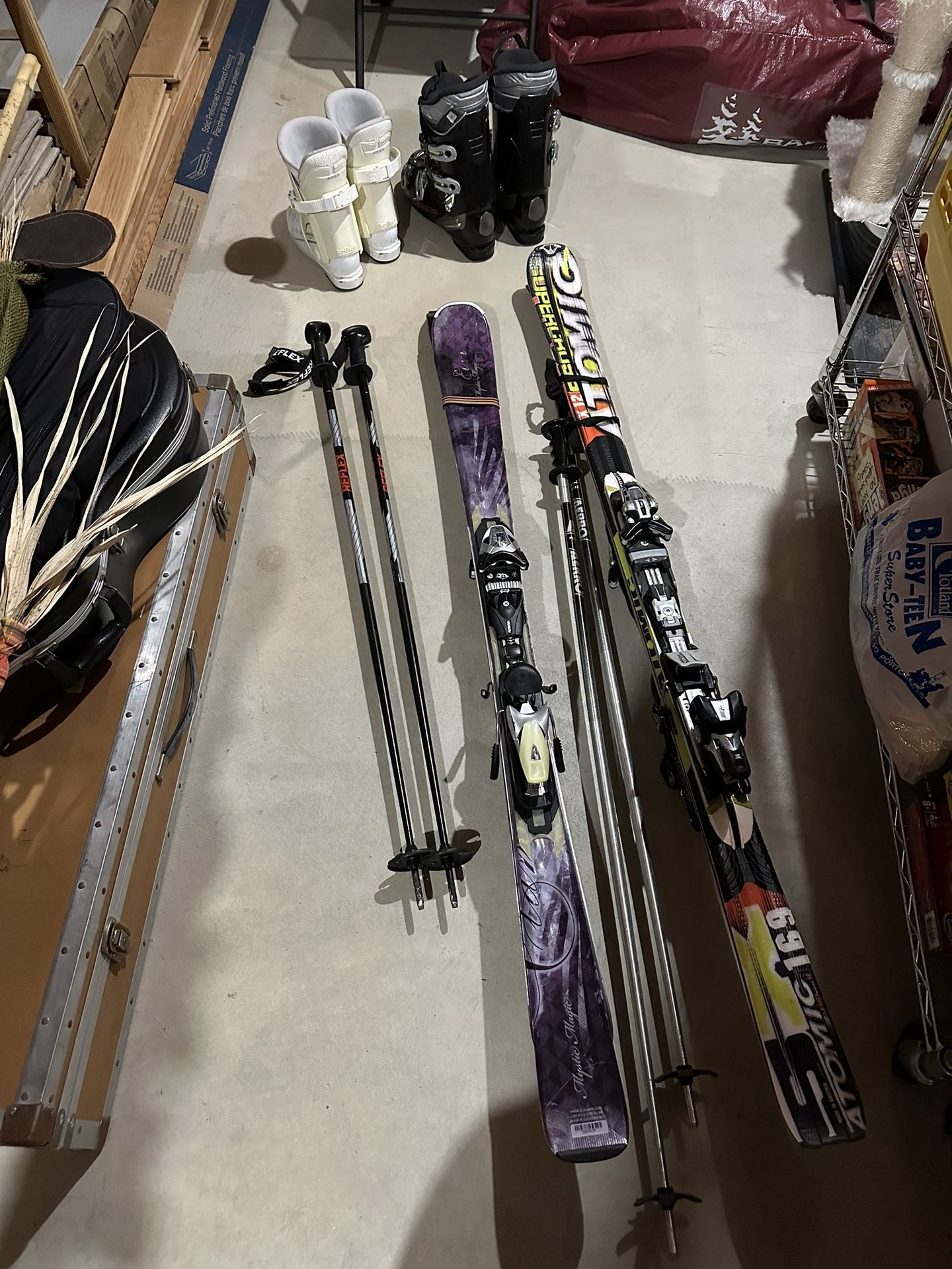 Skis