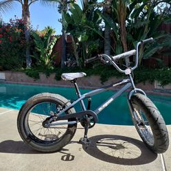 Mongoose BMaX Fat Tire All Terrain Bike for Sale in Moreno Valley