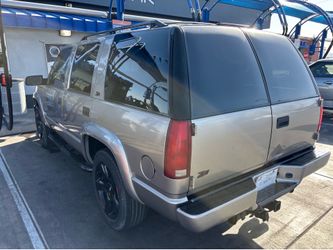 2000 Chevrolet Silverado Tahoe