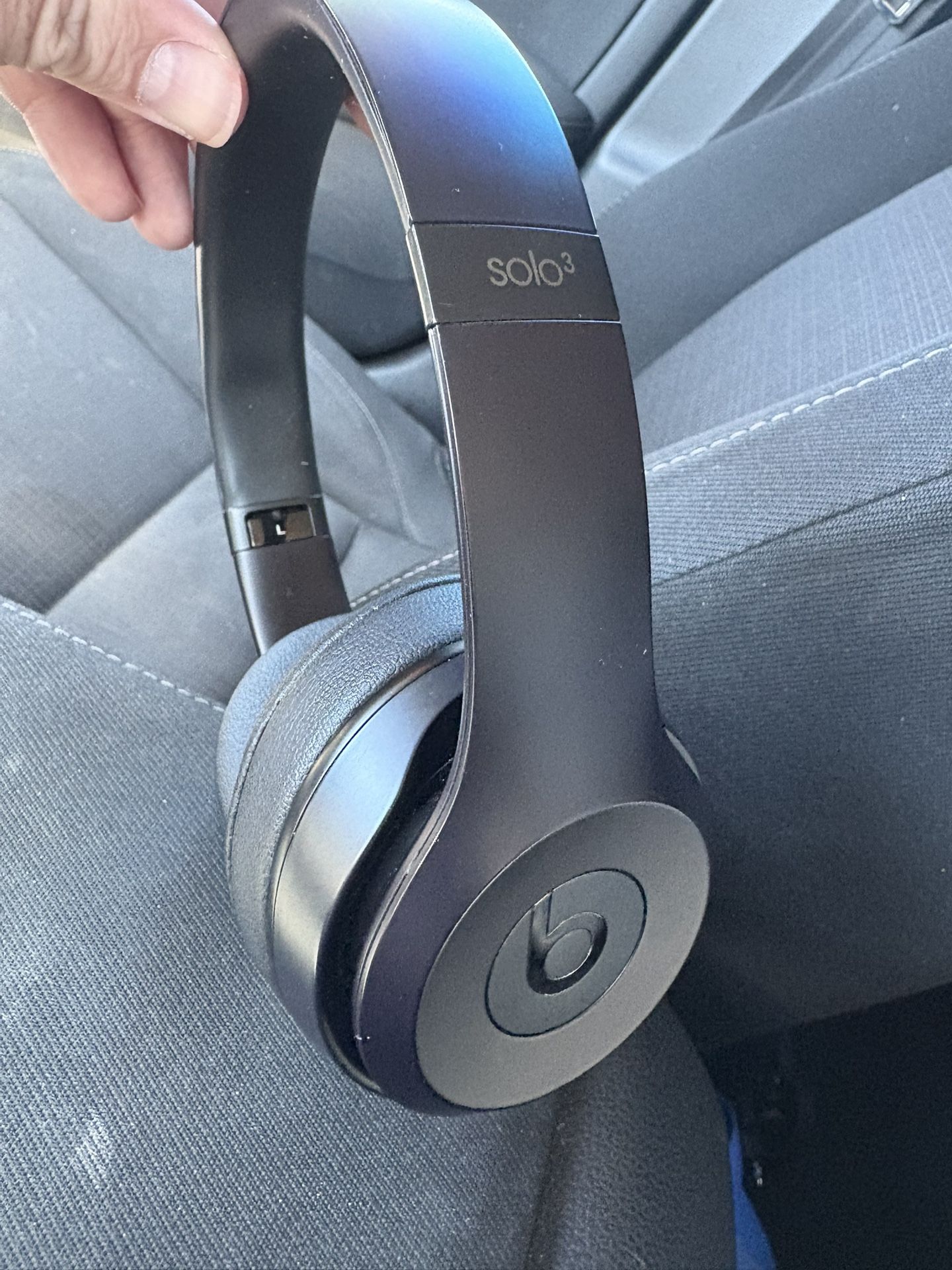 🔥BEATS Headphones – Bluetooth, Loud, & Legit!🔥