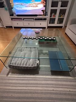 Glass coffe table