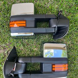 NEW Tow Mirrors Chevy O GMC