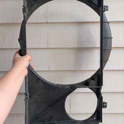 7MGTE 7MGE Supra Cressida 1(contact info removed)  Original radiator clutch fan shroud