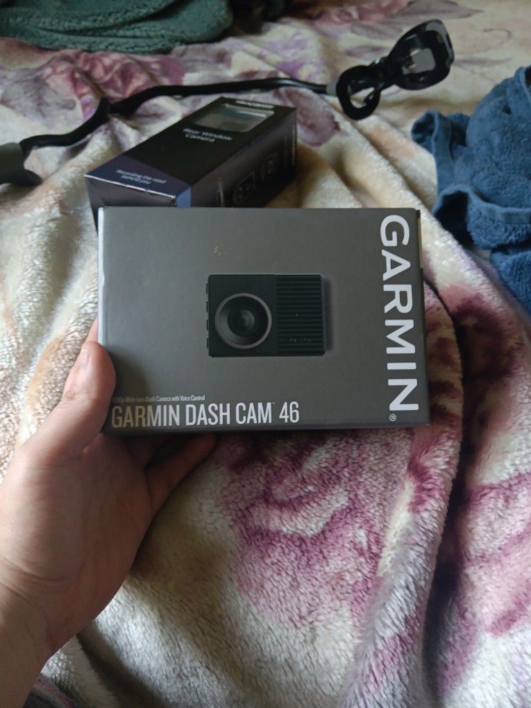 Garmin Dash Cam 46(New)