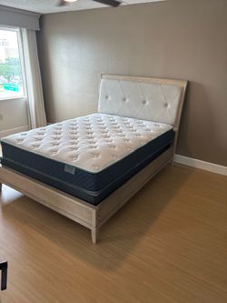 Queen Mattress and box spring