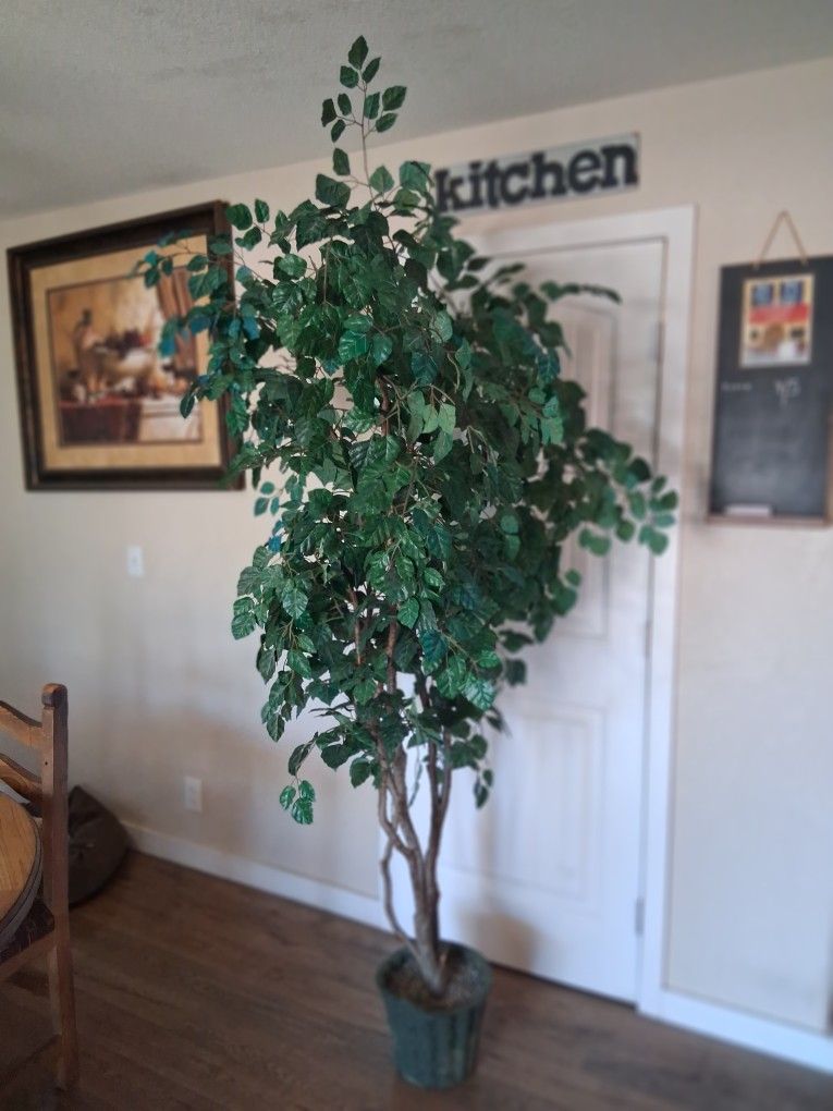 Artifical Tree , Tree , Artifical, 8 FT