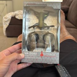 New Voyage Va-2080 Beginner Compact Folding Micro Drone
