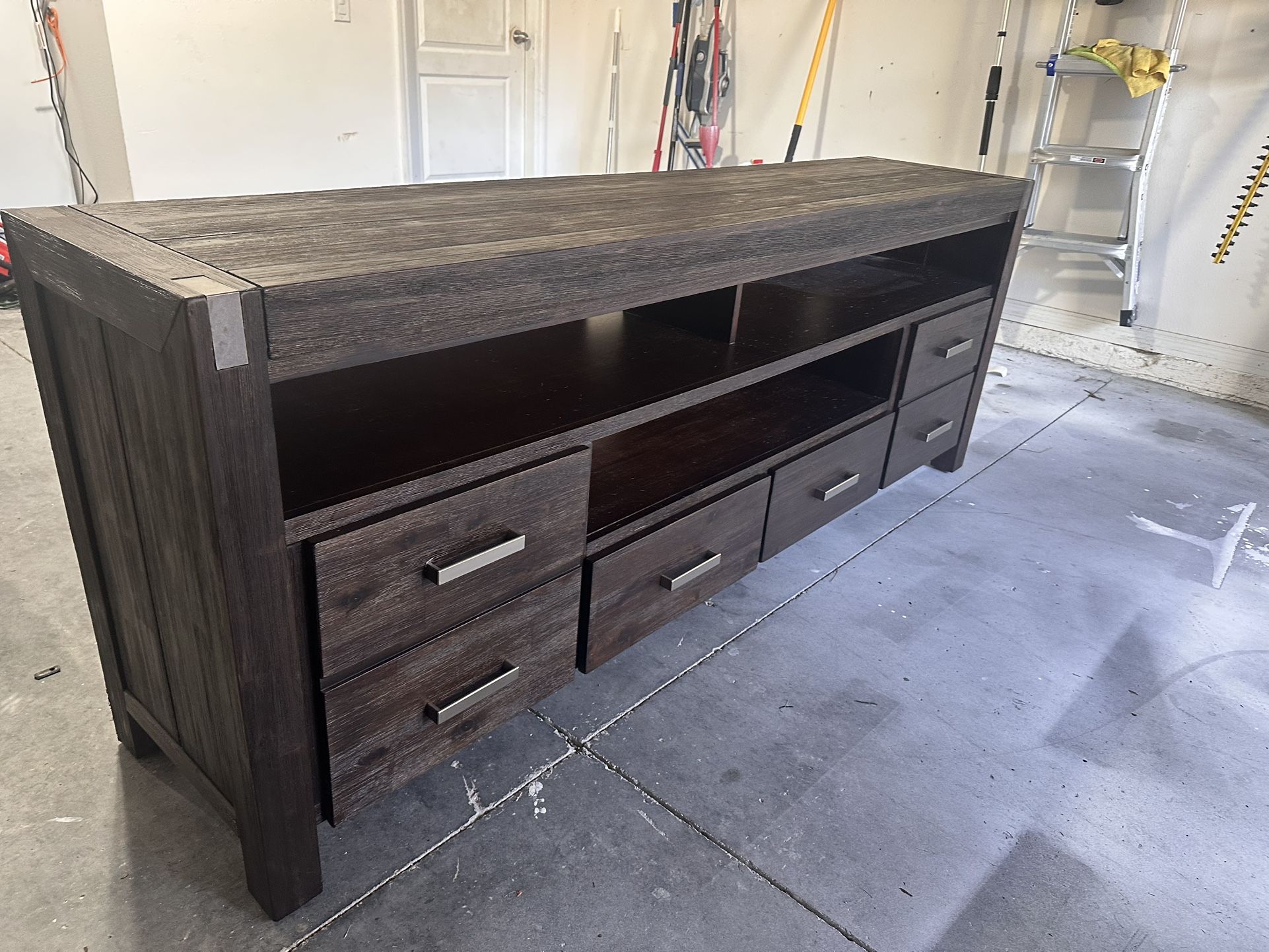 large Tv Entertainment Center Console - Solid Wood