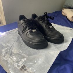Airforce 1s Black 