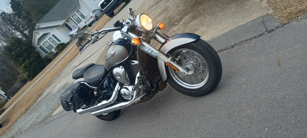 2006 Kawasaki Vulcan 900 classic