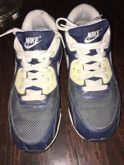 9.5 Couple times worn $20