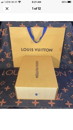 AUTHENTIC LOUIS VUITTON Empty Shoe Box 14”x11”x5.75” W/ Shopping Bag.