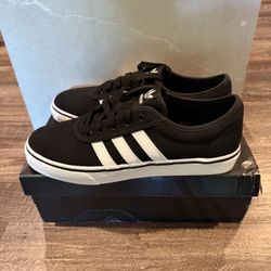 Adidas Men Shoes Size 9.5