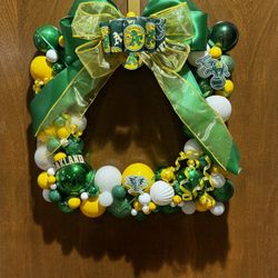 OAKLAND A’s WREATH