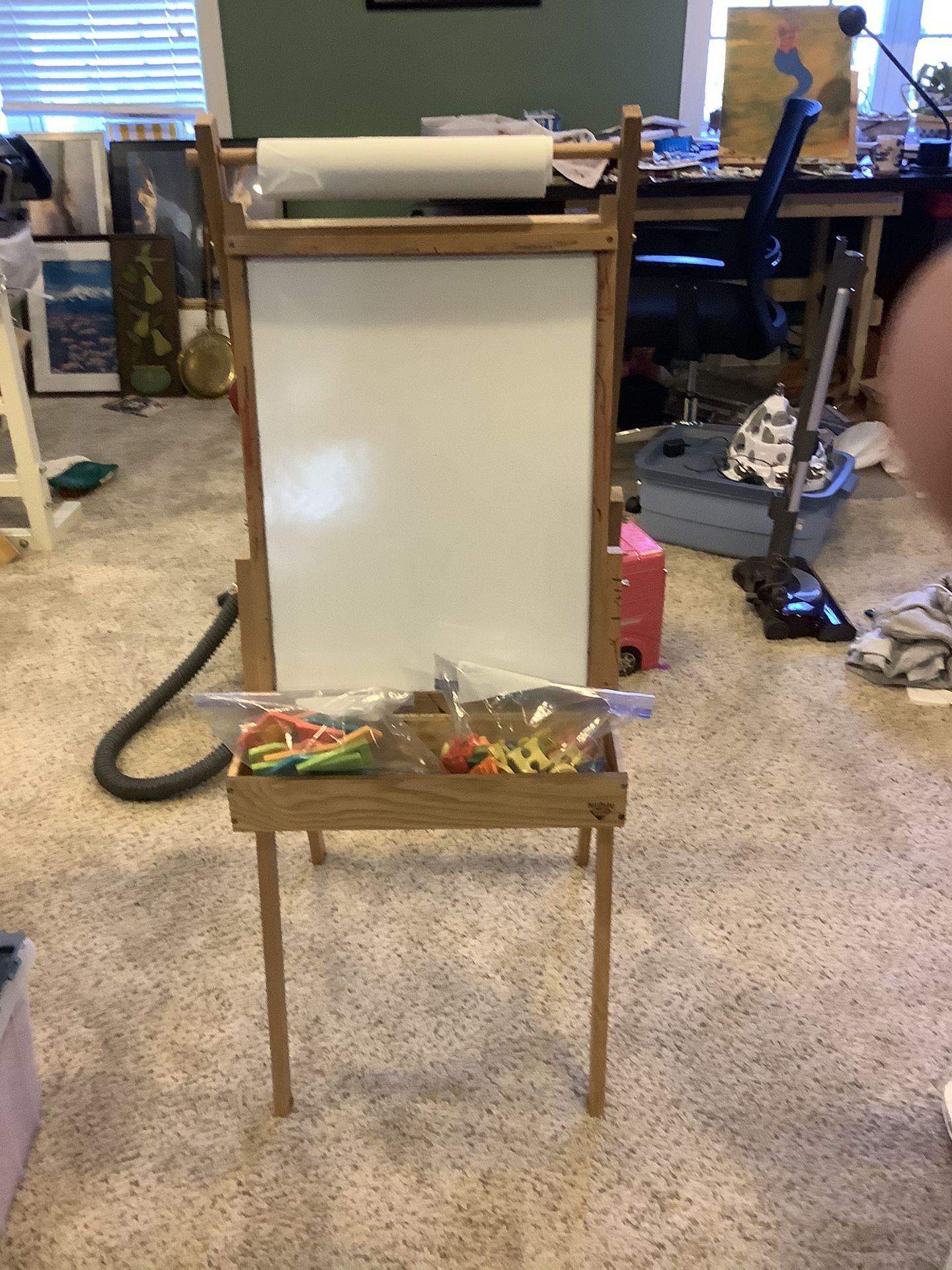 Art Easel magnetic and chalk sides with magnet letters