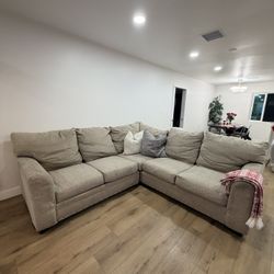 Sectional Couch 