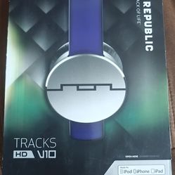 SOL Republic Tracks HD V10 Over Ear Headphones