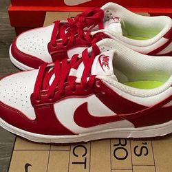 Nike Dunk Low 
