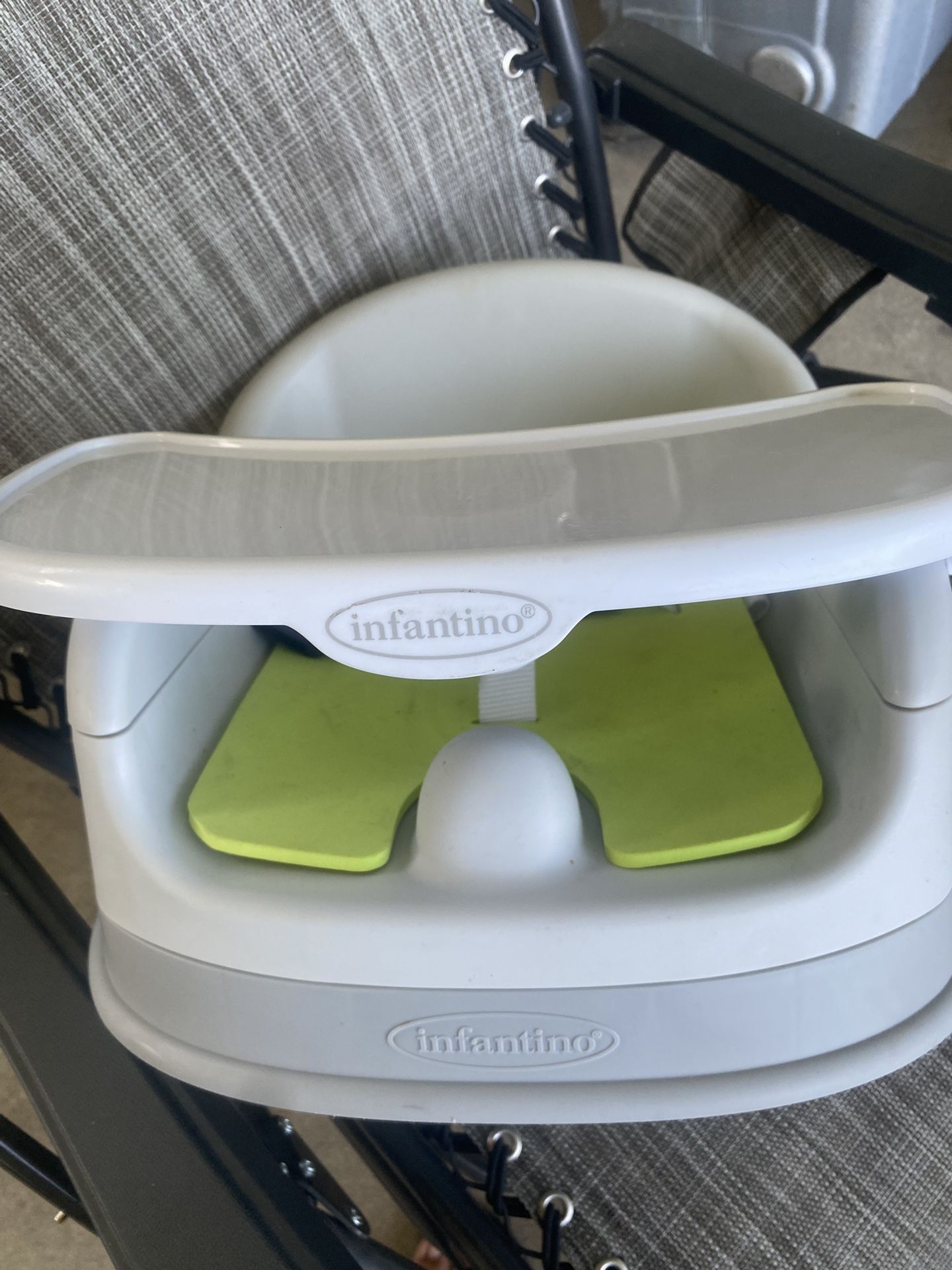 Infantino Booster
