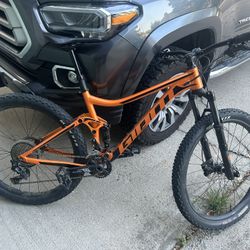Giant Stance 1 Mountain Bike 
